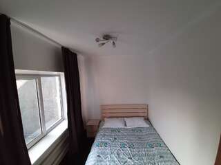 Хостелы September Hostel Алматы Семейный двухместный номер с 1 кроватью-1