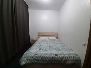 Хостелы September Hostel Алматы Семейный двухместный номер с 1 кроватью-4